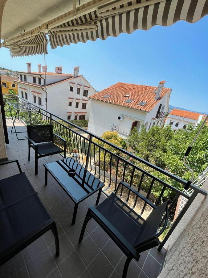 Apartments Fratelli Malinska Eksteriør billede