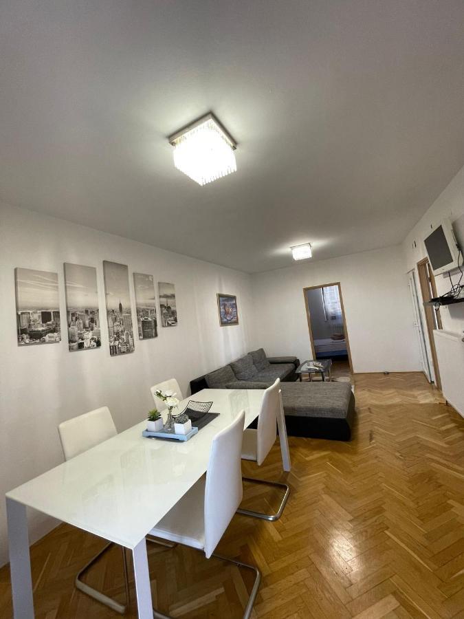 Apartments Fratelli Malinska Eksteriør billede